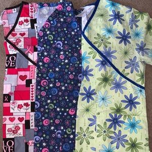 EUC Scrubstar scrub tops Size small